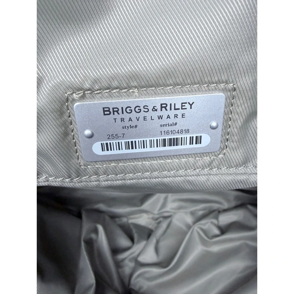 Briggs & Riley Taupe Ballistic Nylon Travel Tote Bag 255-7 Professional Carry On